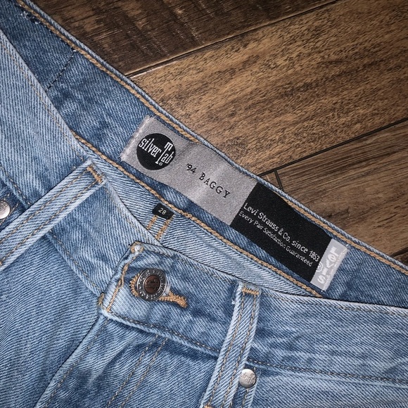 Silver tab Levi’s 94 baggy distressed denim jeans 28  $89 boho casual casual - Picture 5 of 7